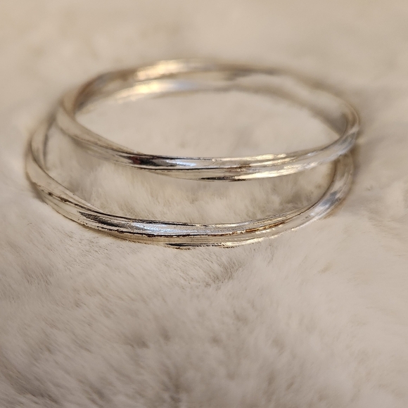 NWOT Set of 2 metal bracelet - Picture 3 of 4